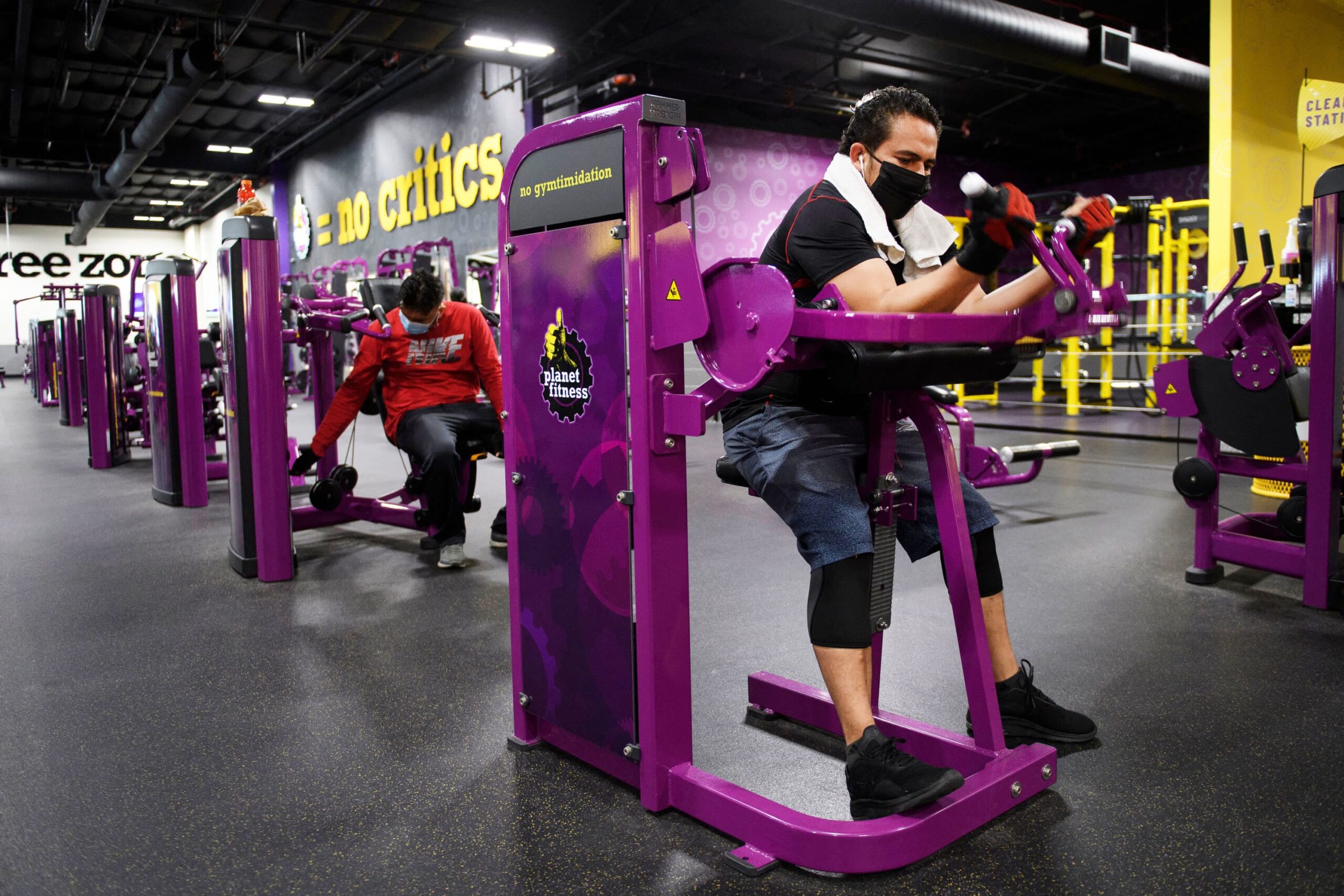 Does Planet Fitness Have Free Weights